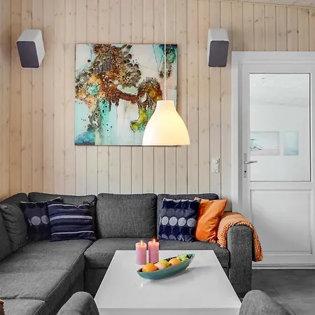 Ferienhaus Wunderschönes Haus Mit 3 Schlafzimmern In Rønde Rønde