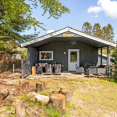 Wunderschönes Haus Mit 3 Schlafzimmern In Rønde