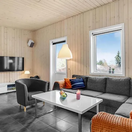 Wunderschönes Haus Mit 3 Schlafzimmern In Rønde *