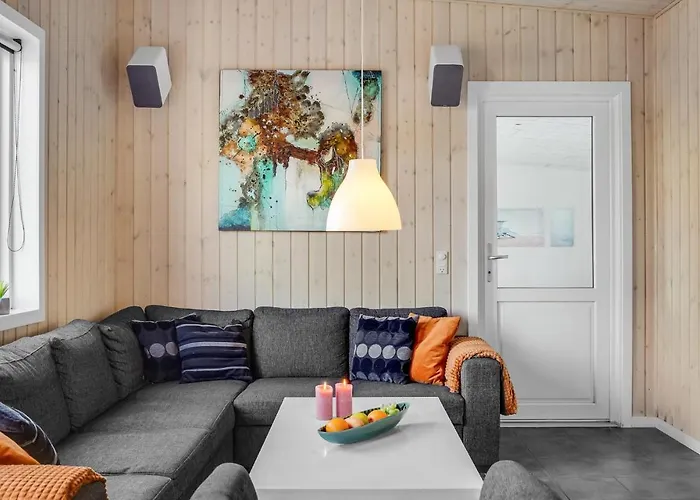 بيت للعطل Three-bedroom In Rønde