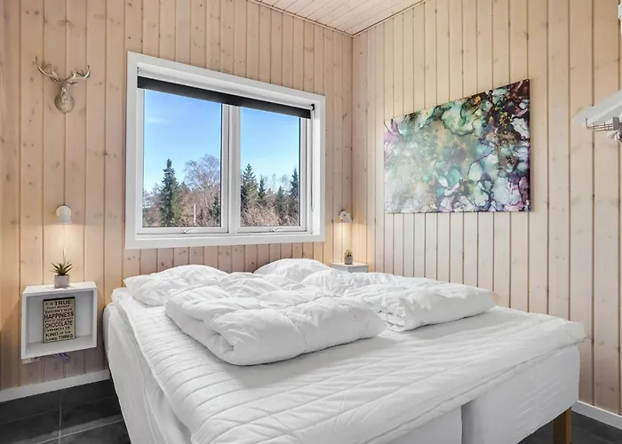 Three-bedroom In * Rønde