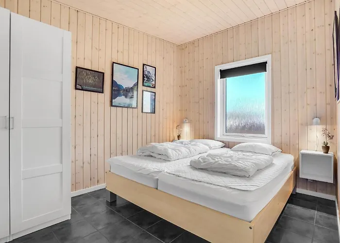 Three-bedroom In بيت للعطل